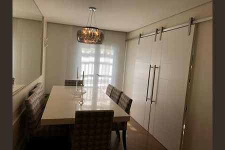 Casa à venda com 250m², 3 quartos e 3 vagas