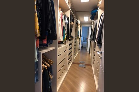 Casa à venda com 250m², 3 quartos e 3 vagas