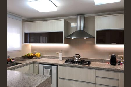 Casa à venda com 250m², 3 quartos e 3 vagas