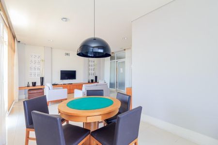 Apartamento à venda com 67m², 1 quarto e 1 vaga