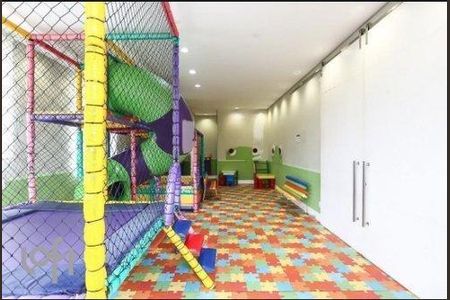 Apartamento à venda com 261m², 4 quartos e 4 vagas