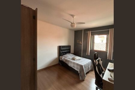 Casa à venda com 3 quartos, 265m² em Vila do Encontro, São Paulo