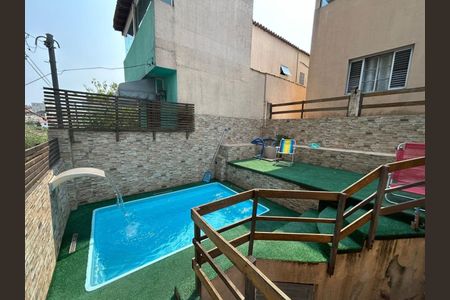 Casa à venda com 265m², 3 quartos e 2 vagas