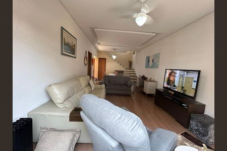 Casa à venda com 3 quartos, 265m² em Vila do Encontro, São Paulo