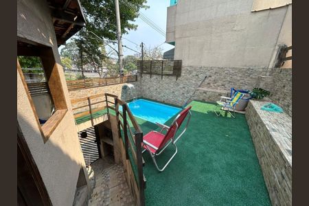 Casa à venda com 265m², 3 quartos e 2 vagas