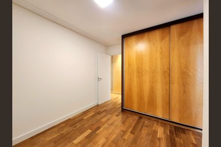 Apartamento à venda com 181m², 3 quartos e 3 vagasSuíte 2