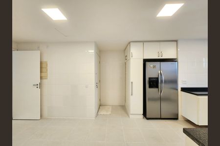 Apartamento à venda com 181m², 3 quartos e 3 vagasCozinha
