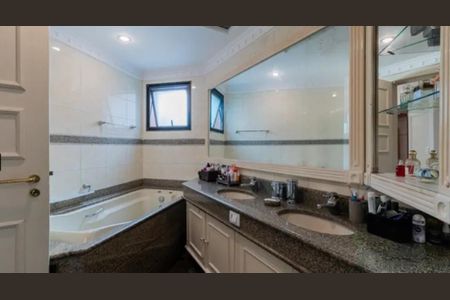 Apartamento à venda com 225m², 4 quartos e 3 vagas