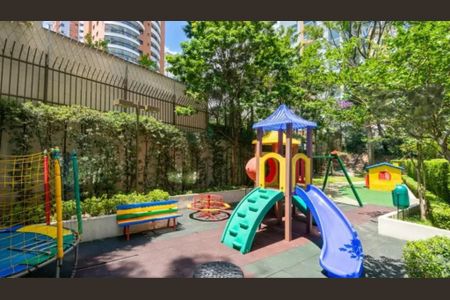 Apartamento à venda com 225m², 4 quartos e 3 vagas