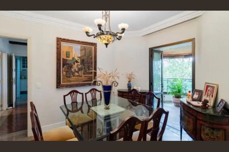 Apartamento à venda com 225m², 4 quartos e 3 vagas