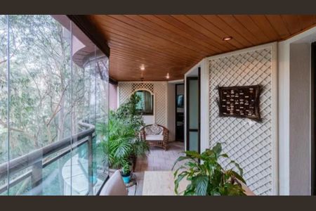 Apartamento à venda com 225m², 4 quartos e 3 vagas