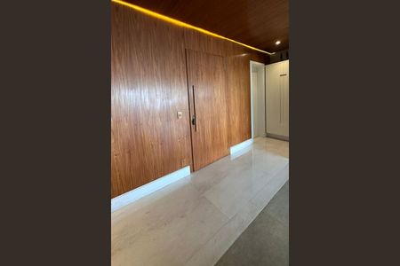 Apartamento à venda com 4 quartos, 247m² em Jardim Fonte do Morumbi, São Paulo