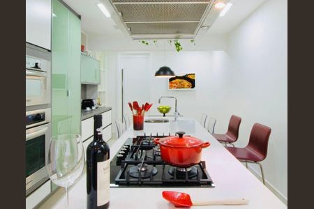 Apartamento à venda com 205m², 3 quartos e 4 vagas