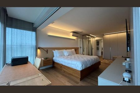 Apartamento à venda com 3 quartos, 230m² em Morumbi, São Paulo