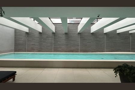 Apartamento à venda com 230m², 3 quartos e 4 vagas