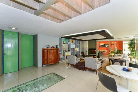 Casa à venda com 3 quartos, 367m² em Brooklin, São Paulo