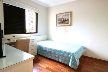 Apartamento à venda com 234m², 4 quartos e 4 vagas