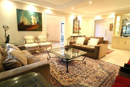 Apartamento à venda com 234m², 4 quartos e 4 vagas