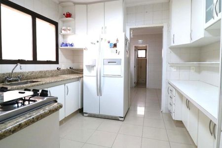 Apartamento à venda com 234m², 4 quartos e 4 vagas