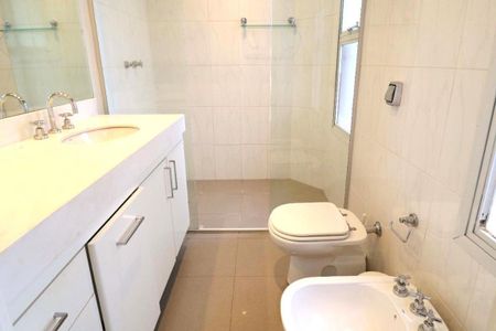 Apartamento à venda com 234m², 4 quartos e 4 vagas