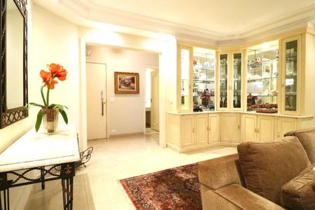 Apartamento à venda com 234m², 4 quartos e 4 vagas