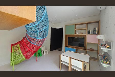 Apartamento à venda com 246m², 4 quartos e 4 vagas