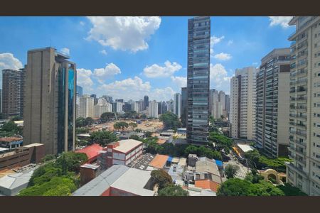 Apartamento à venda com 246m², 4 quartos e 4 vagas