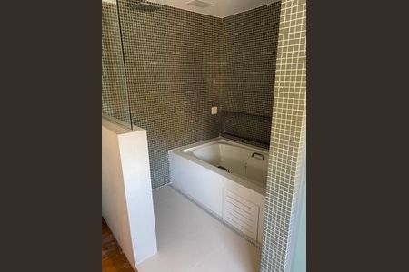 Apartamento à venda com 2 quartos, 125m² em Vila Olímpia, São Paulo