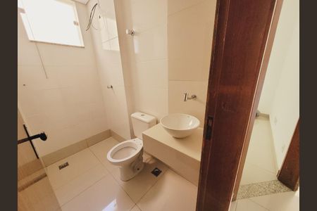 Apartamento à venda com 2 quartos, 50m² em Arvoredo, Contagem