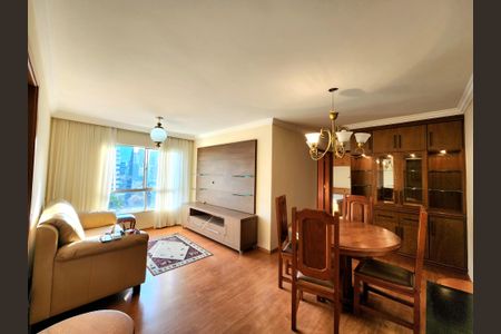 Apartamento para alugar com 107m², 2 quartos e 1 vagaSala