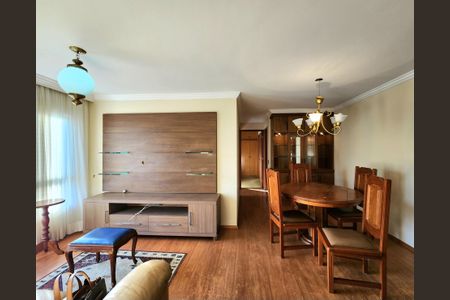 Apartamento para alugar com 107m², 2 quartos e 1 vagaSala