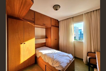 Apartamento para alugar com 107m², 2 quartos e 1 vagaQuarto 1