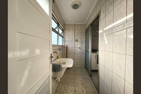 Apartamento para alugar com 107m², 2 quartos e 1 vagaÁrea de Serviço