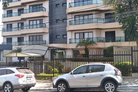 Apartamento para alugar com 129m², 3 quartos e 3 vagasFachada