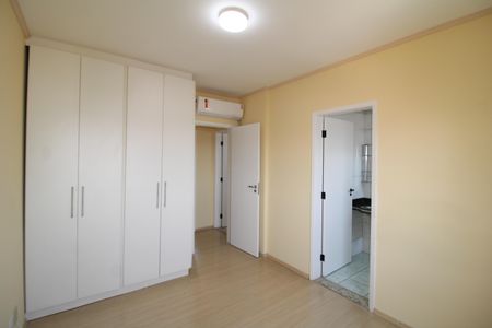 Apartamento para alugar com 129m², 3 quartos e 3 vagasSuíte