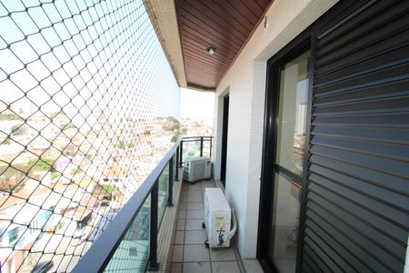 Apartamento para alugar com 129m², 3 quartos e 3 vagasVaranda