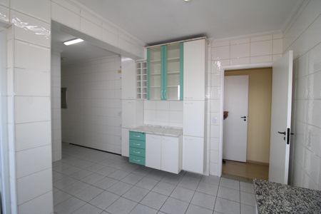 Apartamento para alugar com 129m², 3 quartos e 3 vagasCozinha