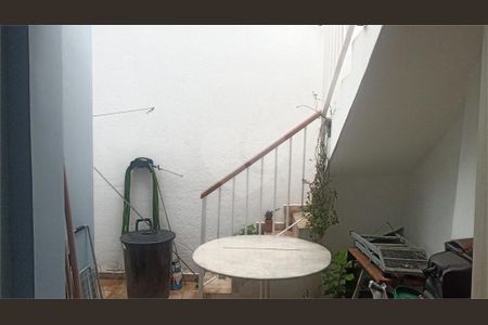 Casa à venda com 3 quartos, 142m² em Campo Grande, São Paulo