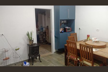 Casa à venda com 3 quartos, 142m² em Campo Grande, São Paulo