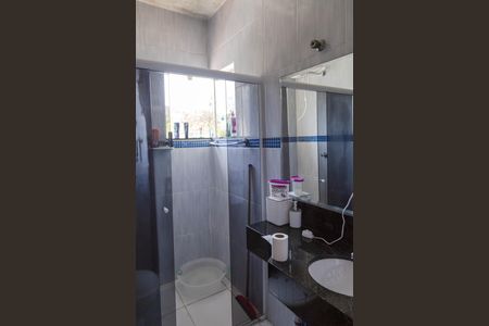 Casa à venda com 212m², 3 quartos e 8 vagasBanheiro da Suíte