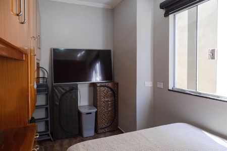 Casa à venda com 212m², 3 quartos e 8 vagasQuarto 2