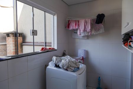 Casa à venda com 212m², 3 quartos e 8 vagasÁrea de Serviço