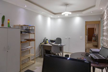 Casa à venda com 212m², 3 quartos e 8 vagasSala 2