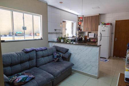 Sala de casa à venda com 3 quartos, 212m² em Vila Sitio dos Morros, São Paulo