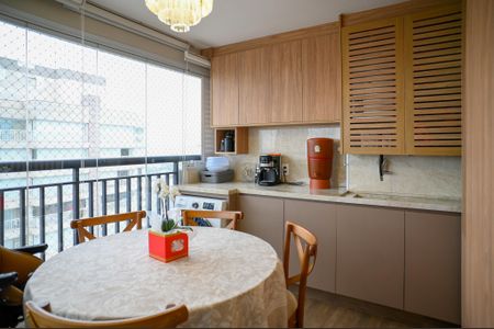 Apartamento à venda com 73m², 3 quartos e 1 vagaVaranda