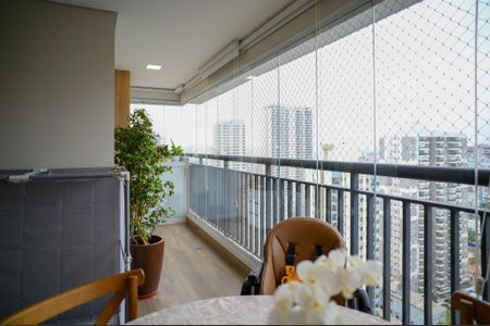 Apartamento à venda com 73m², 3 quartos e 1 vagaVaranda