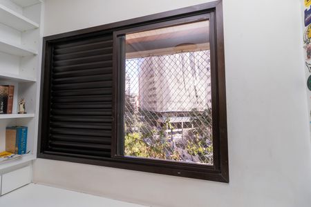 Apartamento à venda com 244m², 4 quartos e 4 vagasQuarto 2