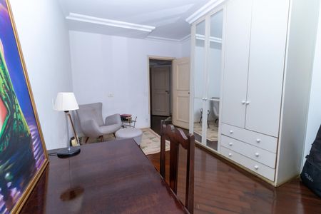 Apartamento à venda com 244m², 4 quartos e 4 vagasSuíte 1