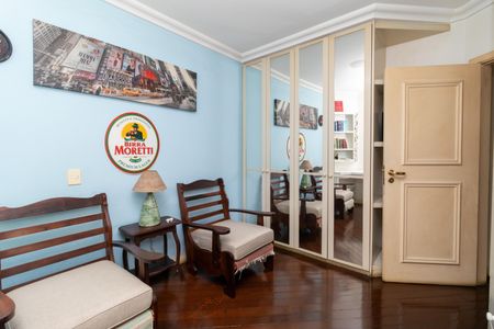 Apartamento à venda com 244m², 4 quartos e 4 vagasQuarto 2