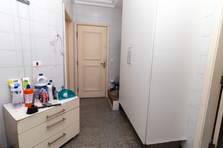 Apartamento à venda com 244m², 4 quartos e 4 vagasÁrea de Serviço